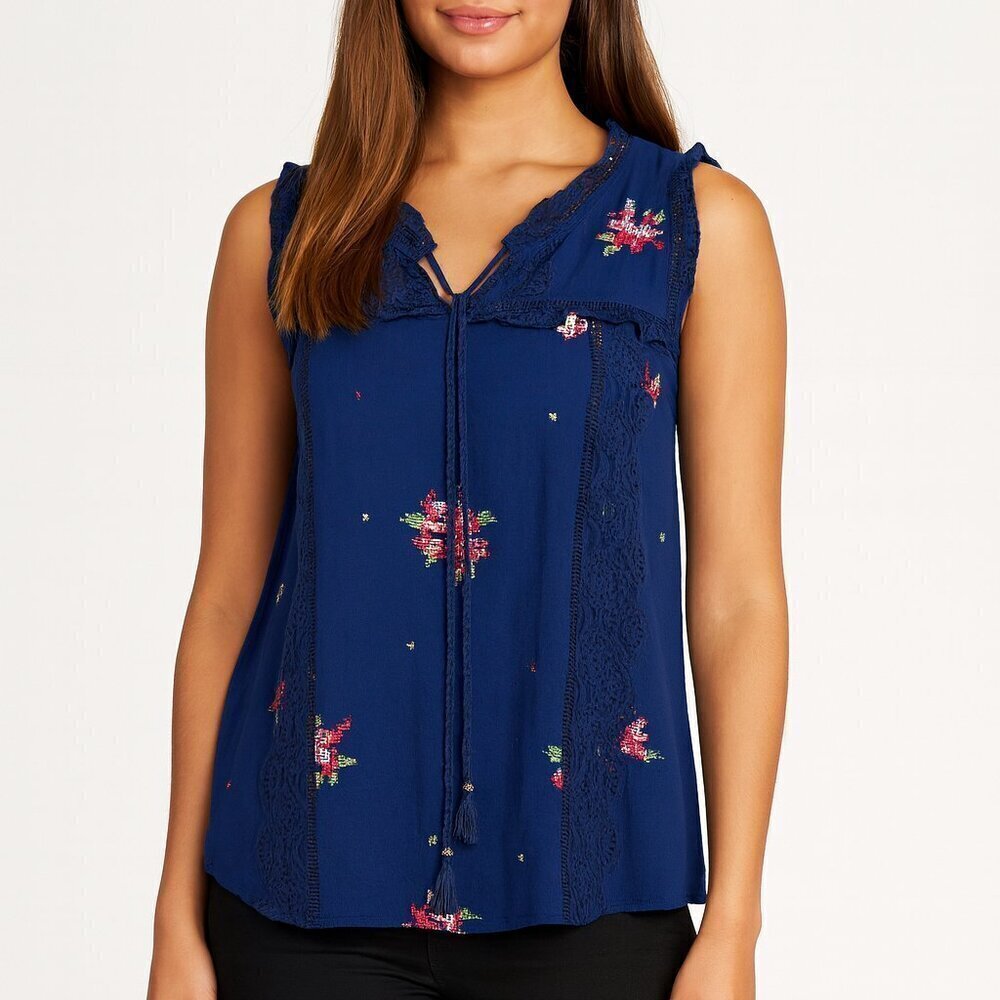 Pale Sky Women’s Sleeveless Floral Lace Trim Blouse Size Medium Navy Blue